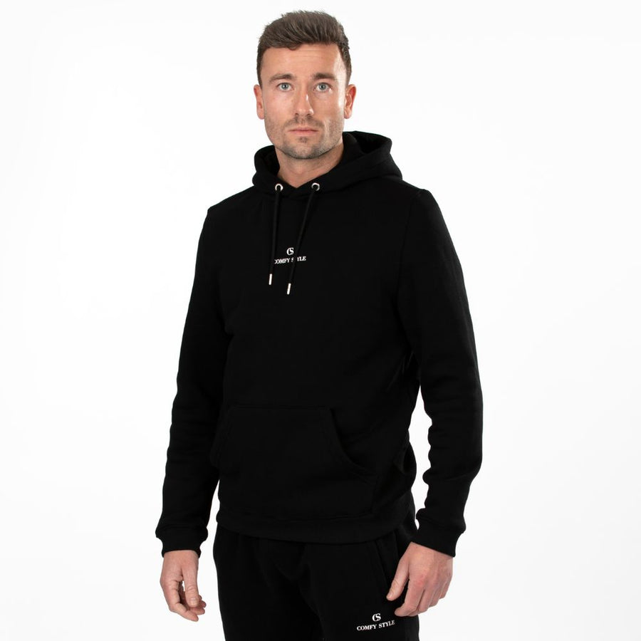 Draagfoto voorkant Classic Comfort Heren Hoodie Zwart Comfy Style